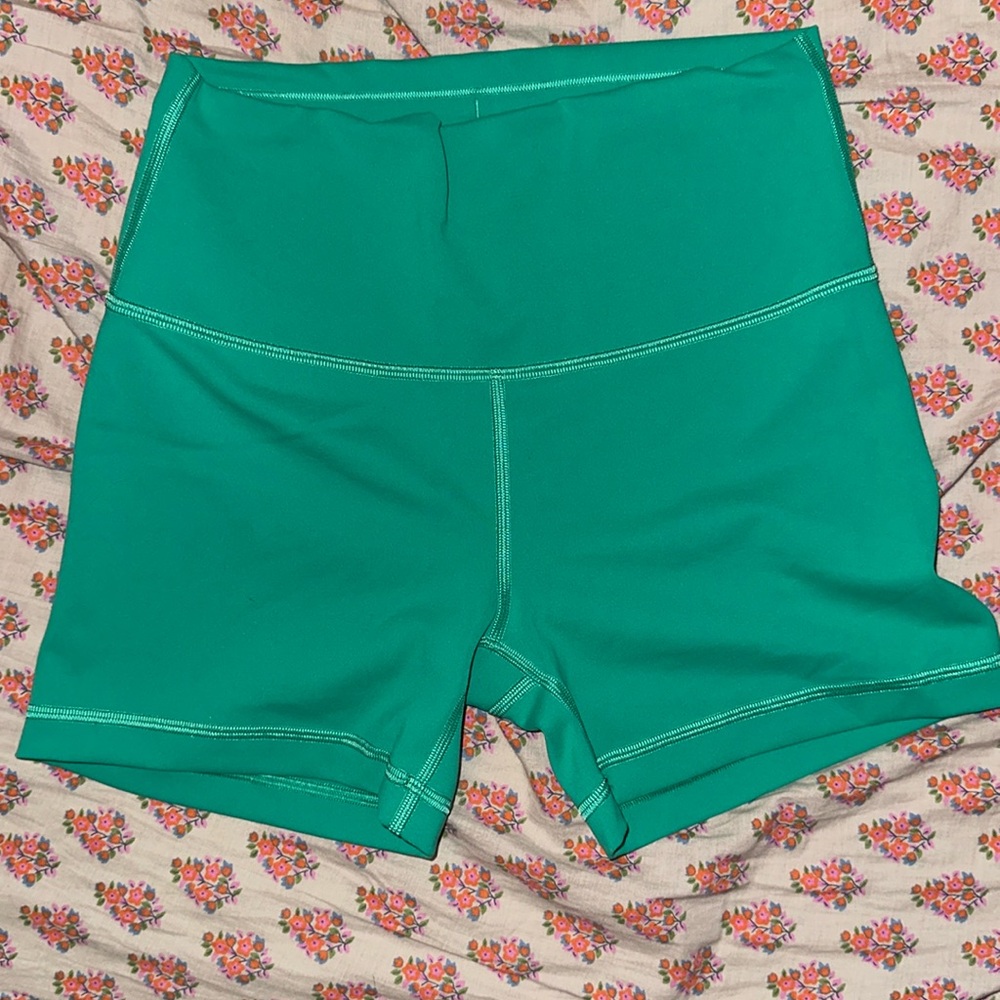 Wunder train 4” short